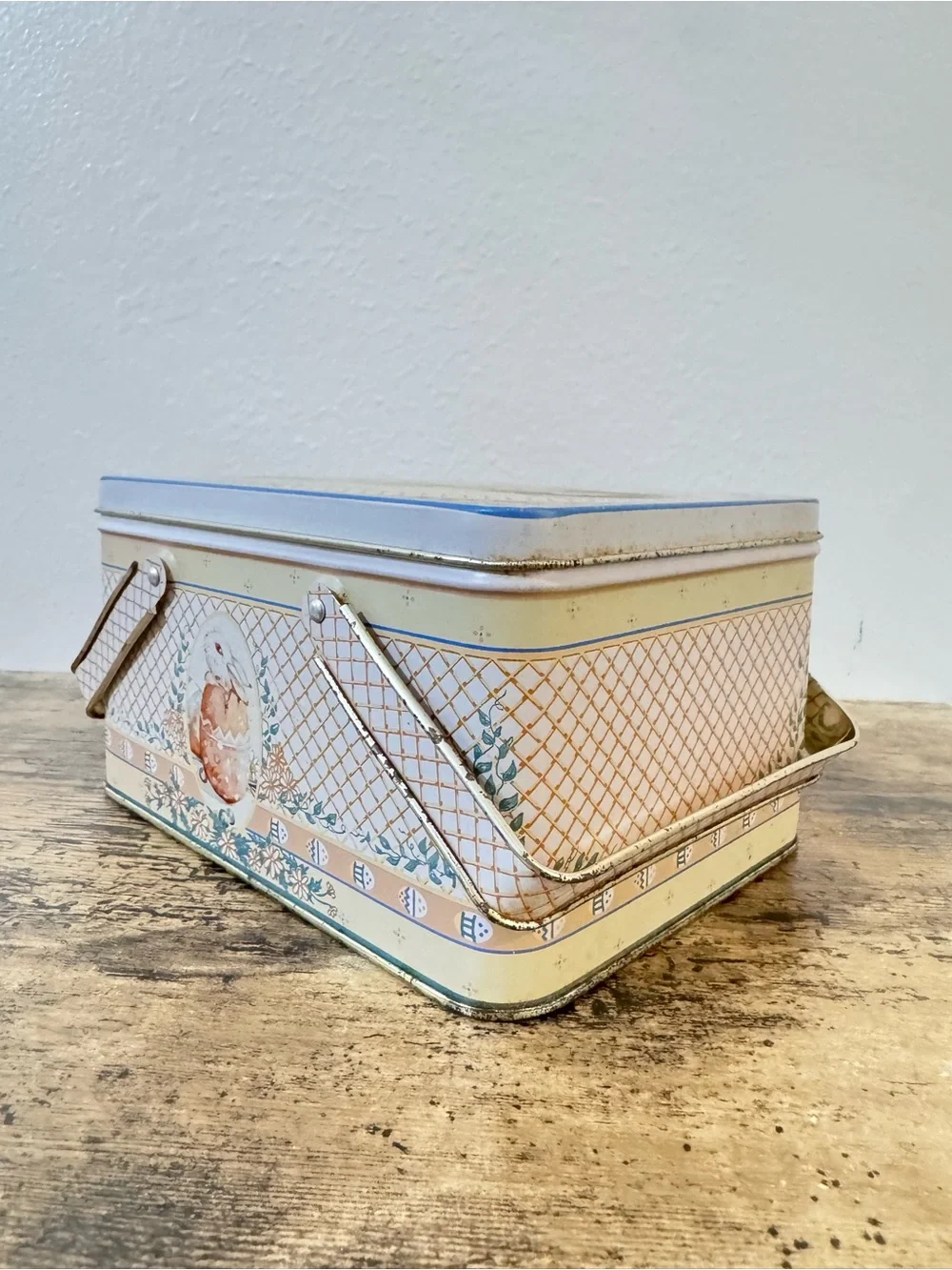 Vintage Jan Hagara “Victoria” Metal Sewing Basket Tin